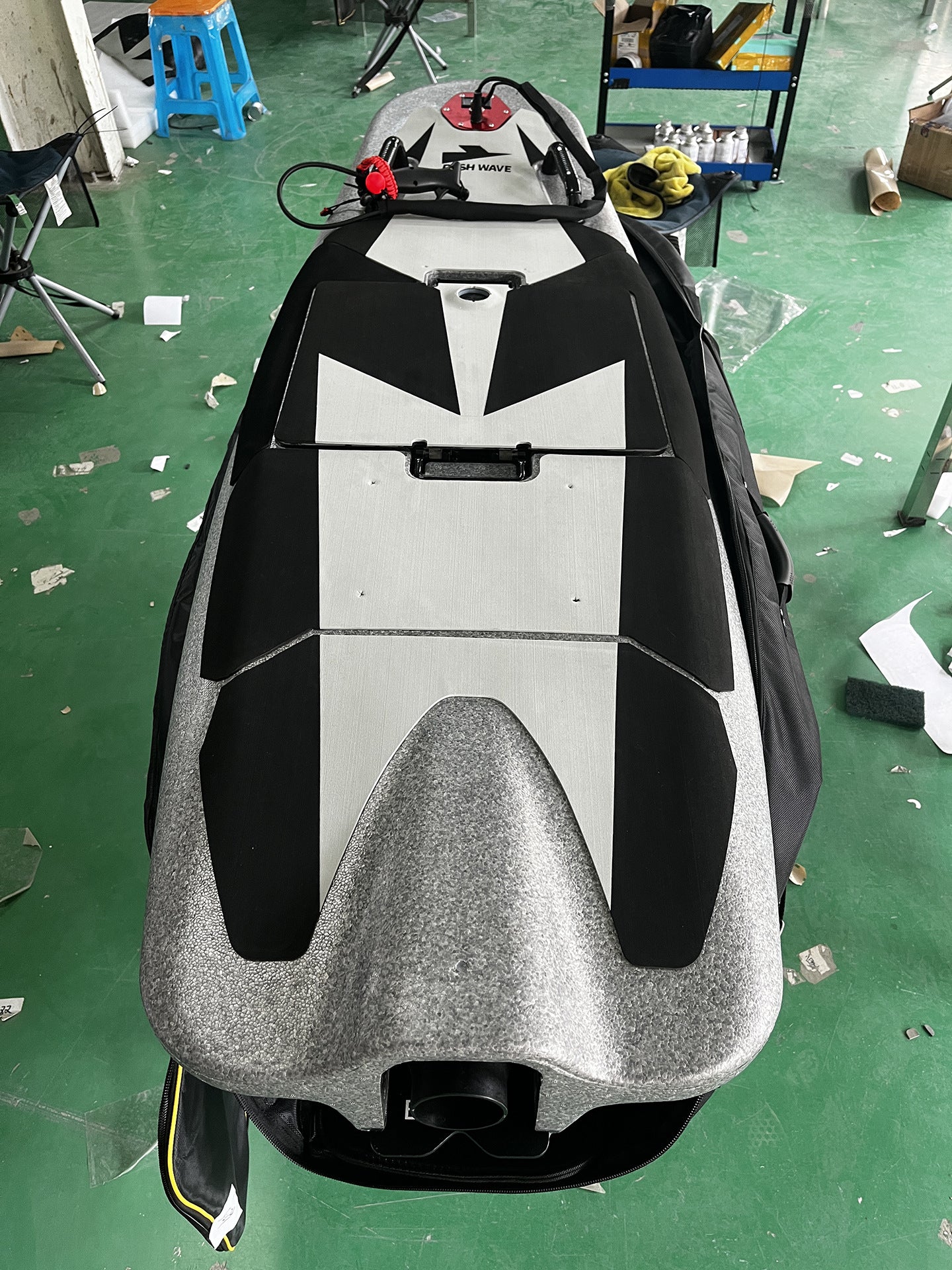 RUSHWAVE Electric Surfboard with Hoverboard Water Sports Motor Power Surfboard Lithium Battery Wakeboard